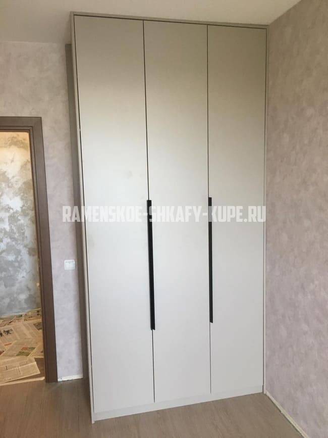 Шкафы в спальню Раменское