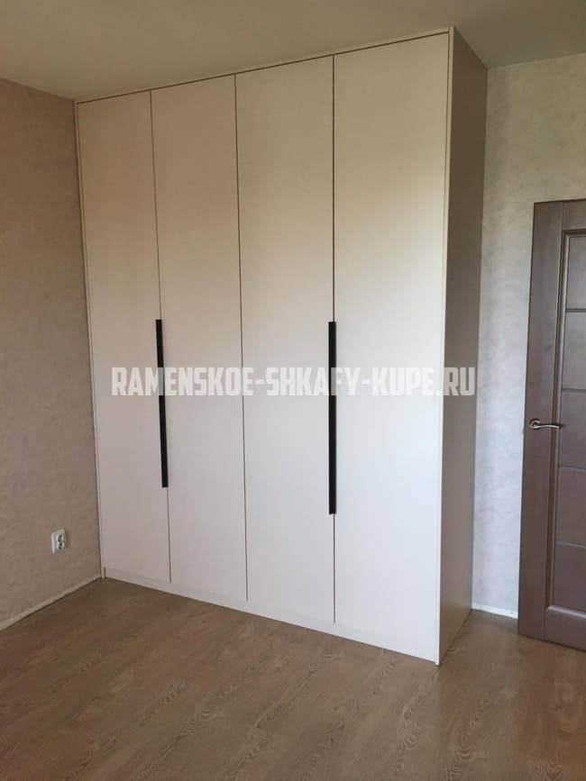 Шкафы в спальню Раменское